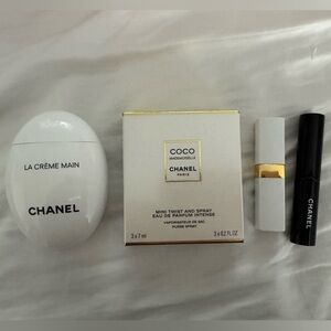 CHANEL Items Collection